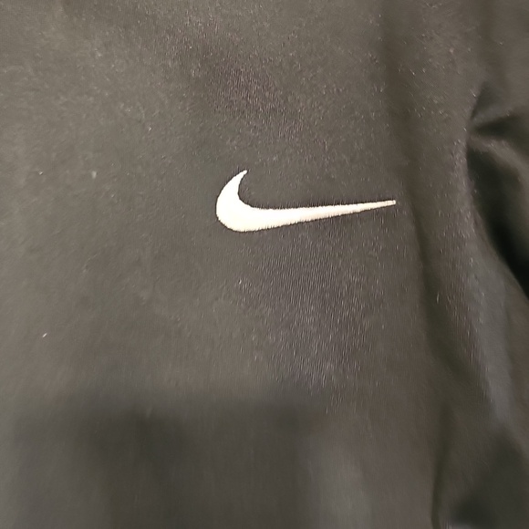 Nike Men's Black Long Sleeve Shirt - Picture 2 of 6